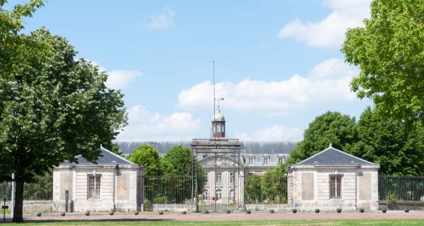 L&rsquo;avenir incertain de l&rsquo;h&ocirc;pital de la Marine de Rochefort