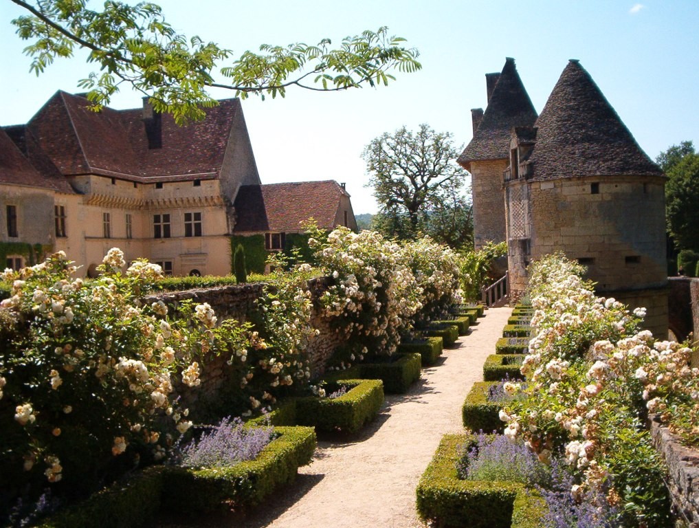 Les jardins classés du château de Losse à Montignac (29). Source Wikimedia.