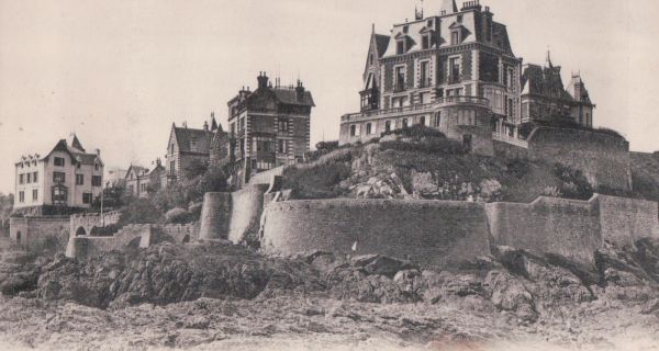 Dinard - La villa « Roches Brunes », une vigie sur la mer qui défie le temps…